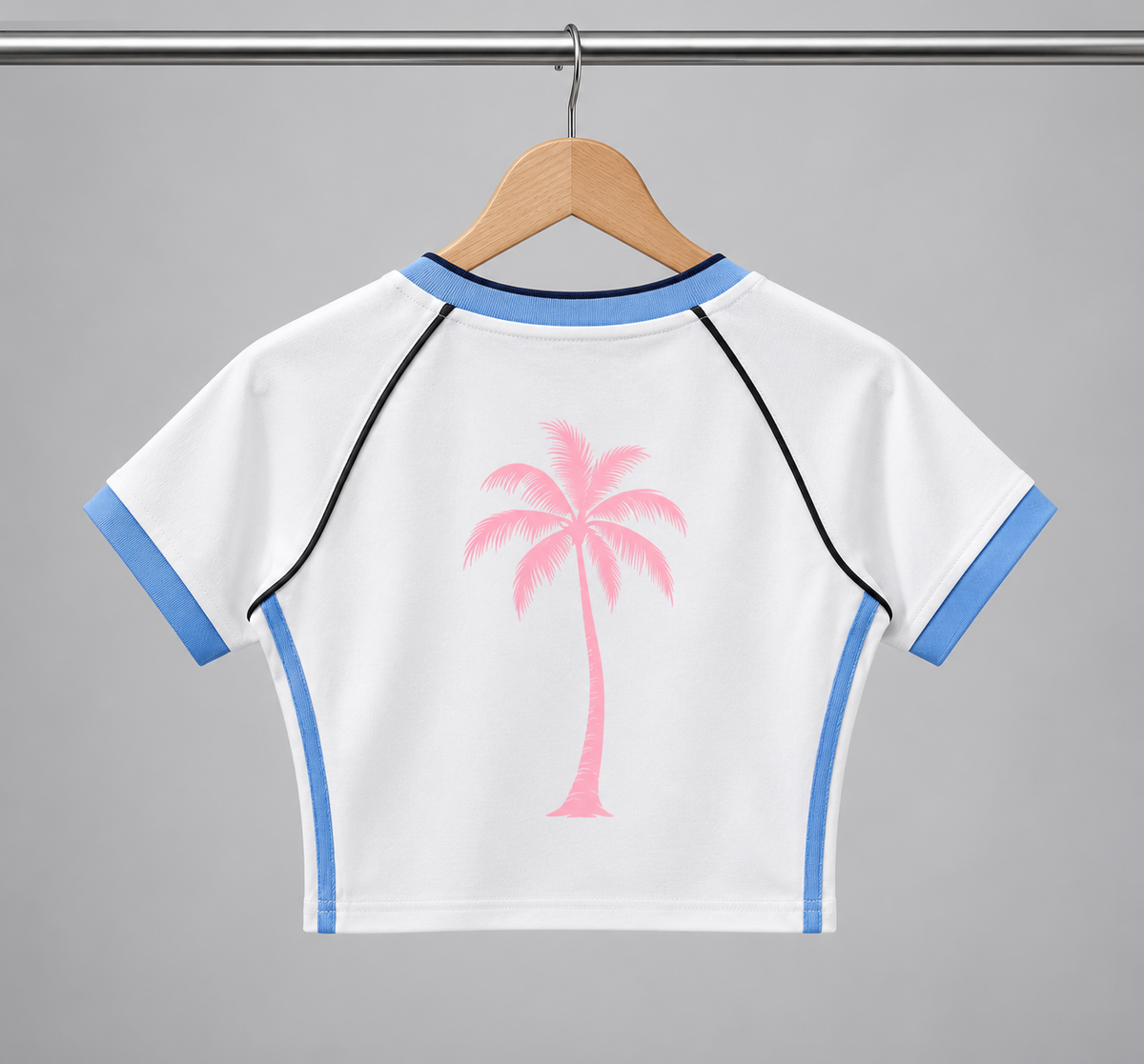 Lynem Contrast Trim V-Neck Crop T-Shirt